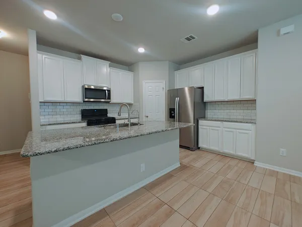 $1,995 | 26046 Quiet Field Court, Richmond, TX 77406