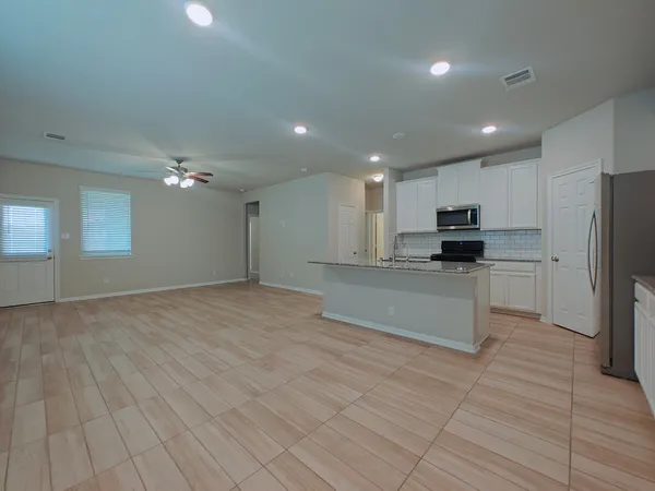 $1,995 | 26046 Quiet Field Court, Richmond, TX 77406