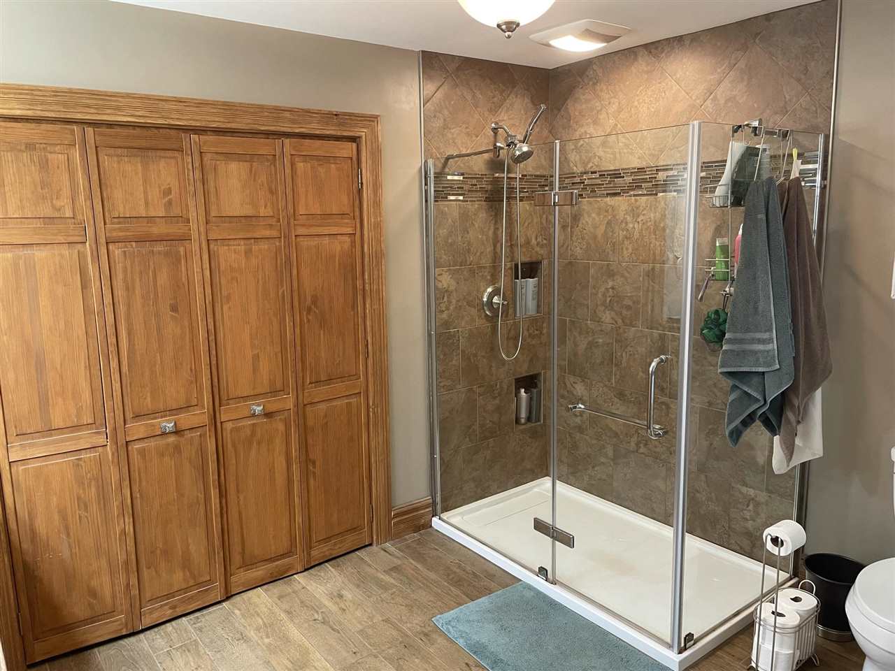 9474 Marengo Road Garden Prairie, IL 61038 - Photo 15 of 31 a bathroom with a shower