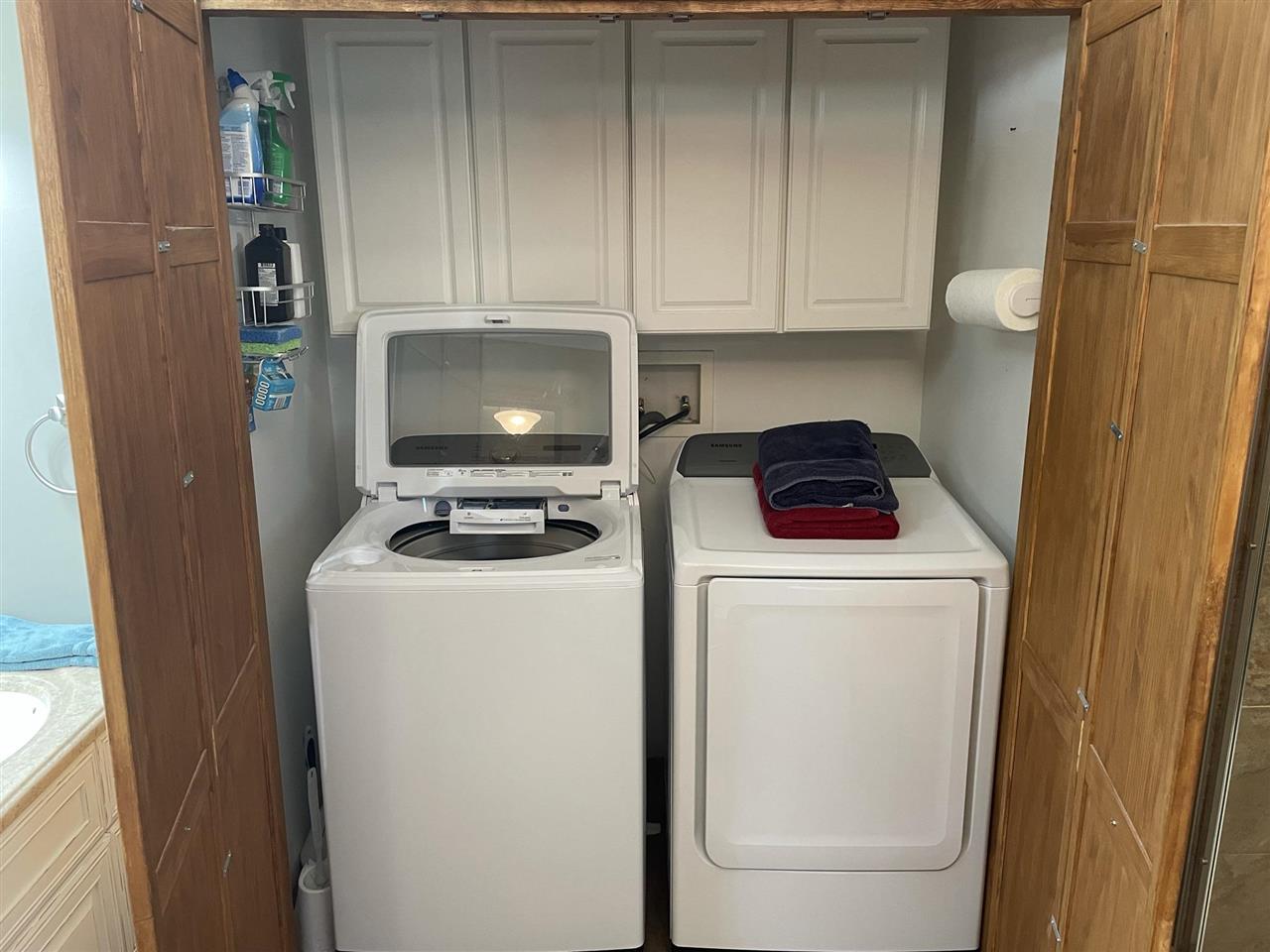 9474 Marengo Road Garden Prairie, IL 61038 - Photo 18 of 31 a utility room with dryer and washer