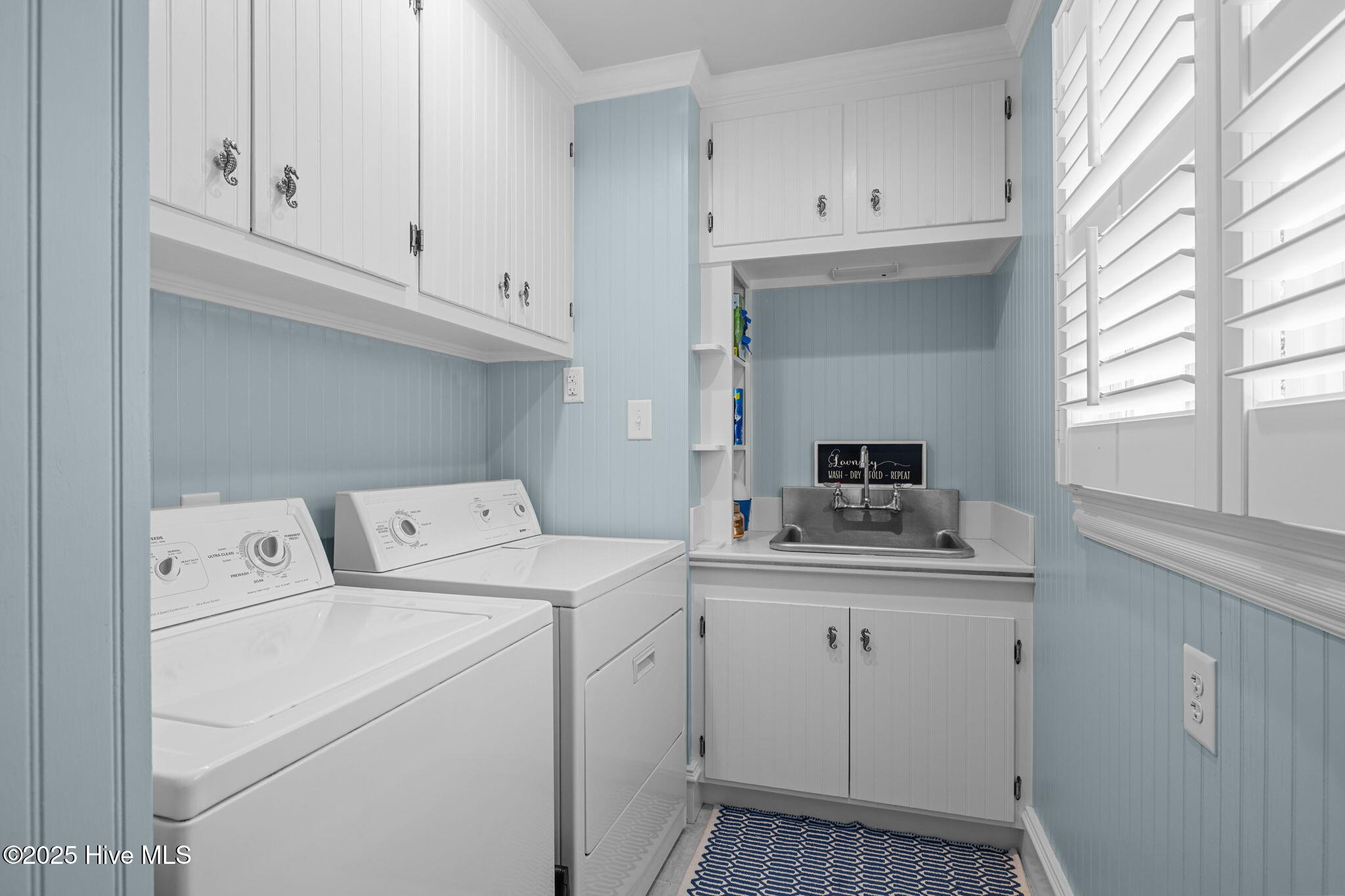 1207 Timber Trail Emerald Isle, NC 28594 - Photo 14 of 63 1207 Timber Trail Laundry room