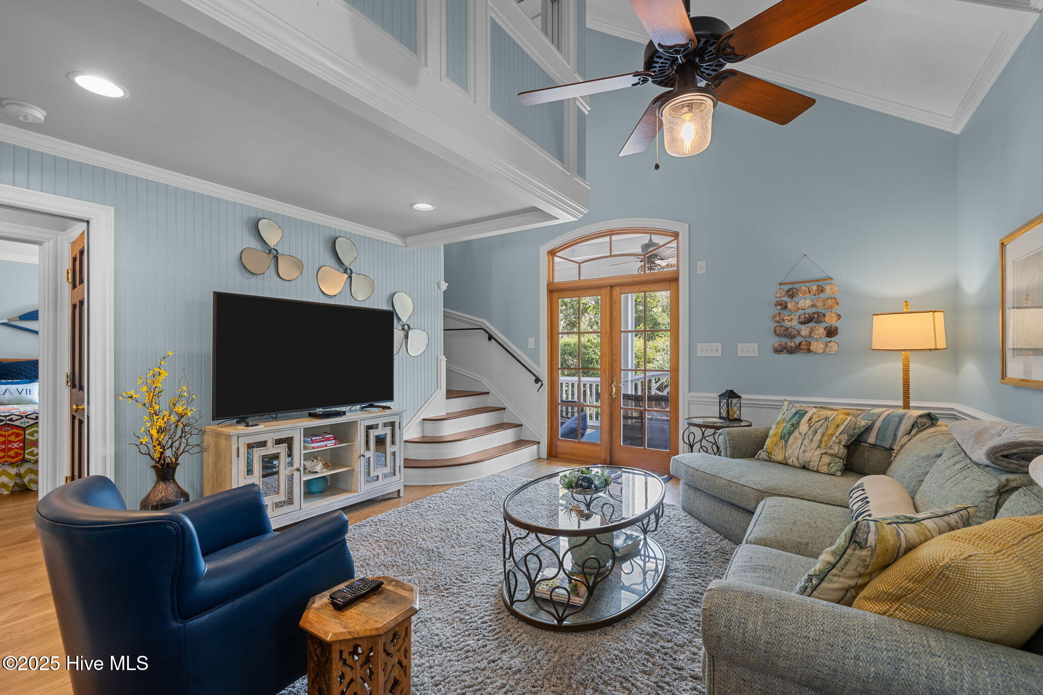 1207 Timber Trail Emerald Isle, NC 28594 - Photo 5 of 63 1207 Timber Trail Living room