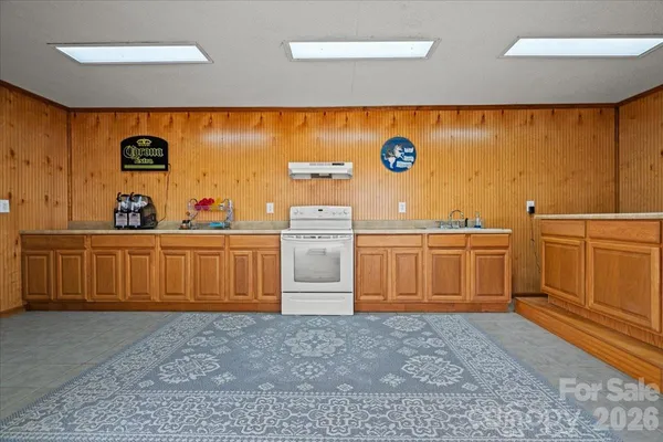 $899,000 | 299 Fairway Lane, Pageland, SC 29728