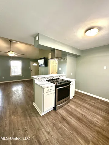 $195,000 | 909 Orange Street, Ocean Springs, MS 39564