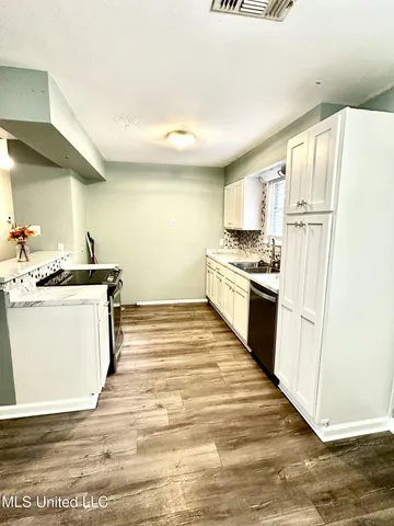 $195,000 | 909 Orange Street, Ocean Springs, MS 39564