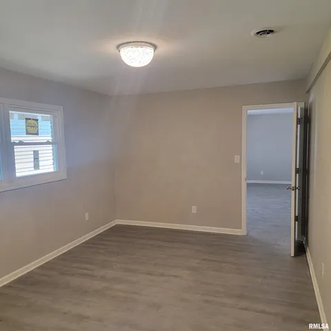 $174,600 | 725 East Spruce Street, Springfield, IL 62703