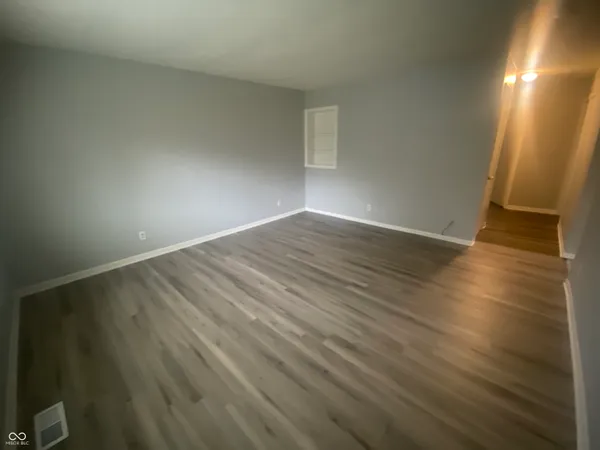 $1,050 | 1260 North Ridgeview Drive, Indianapolis, IN 46219