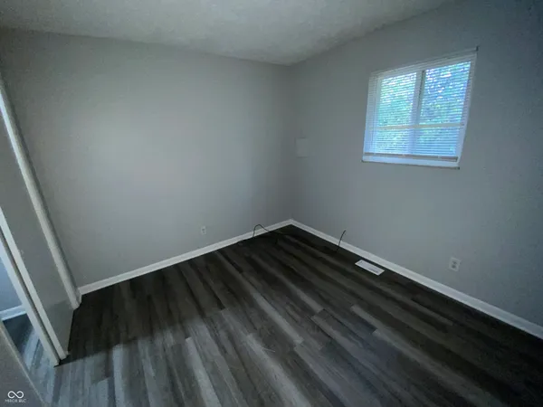 $1,050 | 1260 North Ridgeview Drive, Indianapolis, IN 46219