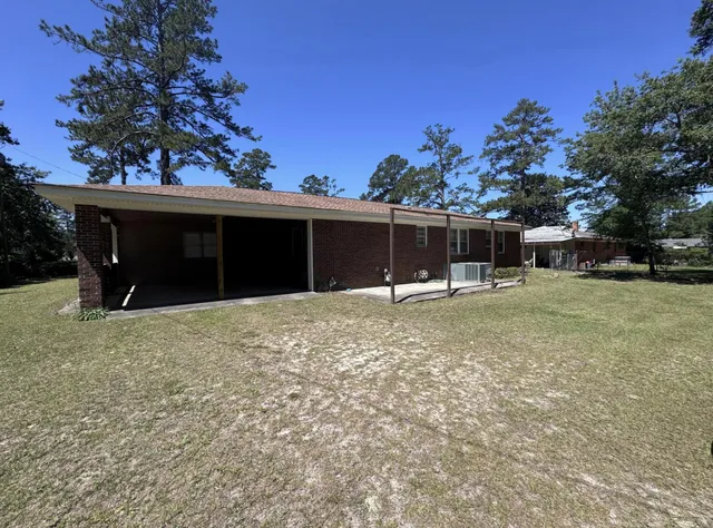 $215,000 | 686 West Pine Street, Varnville, SC 29944