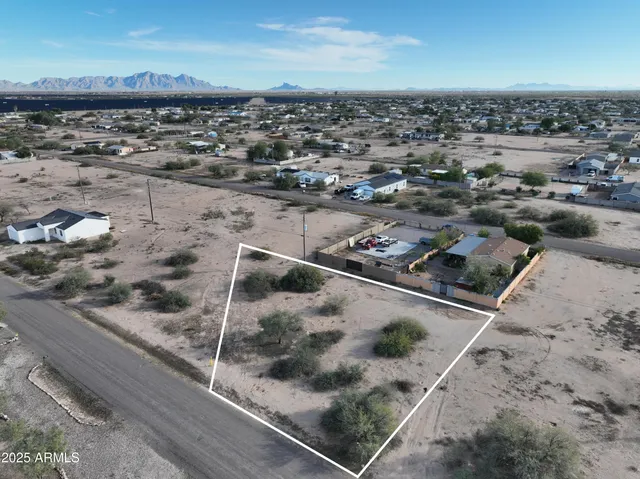 an aerial view of a houses