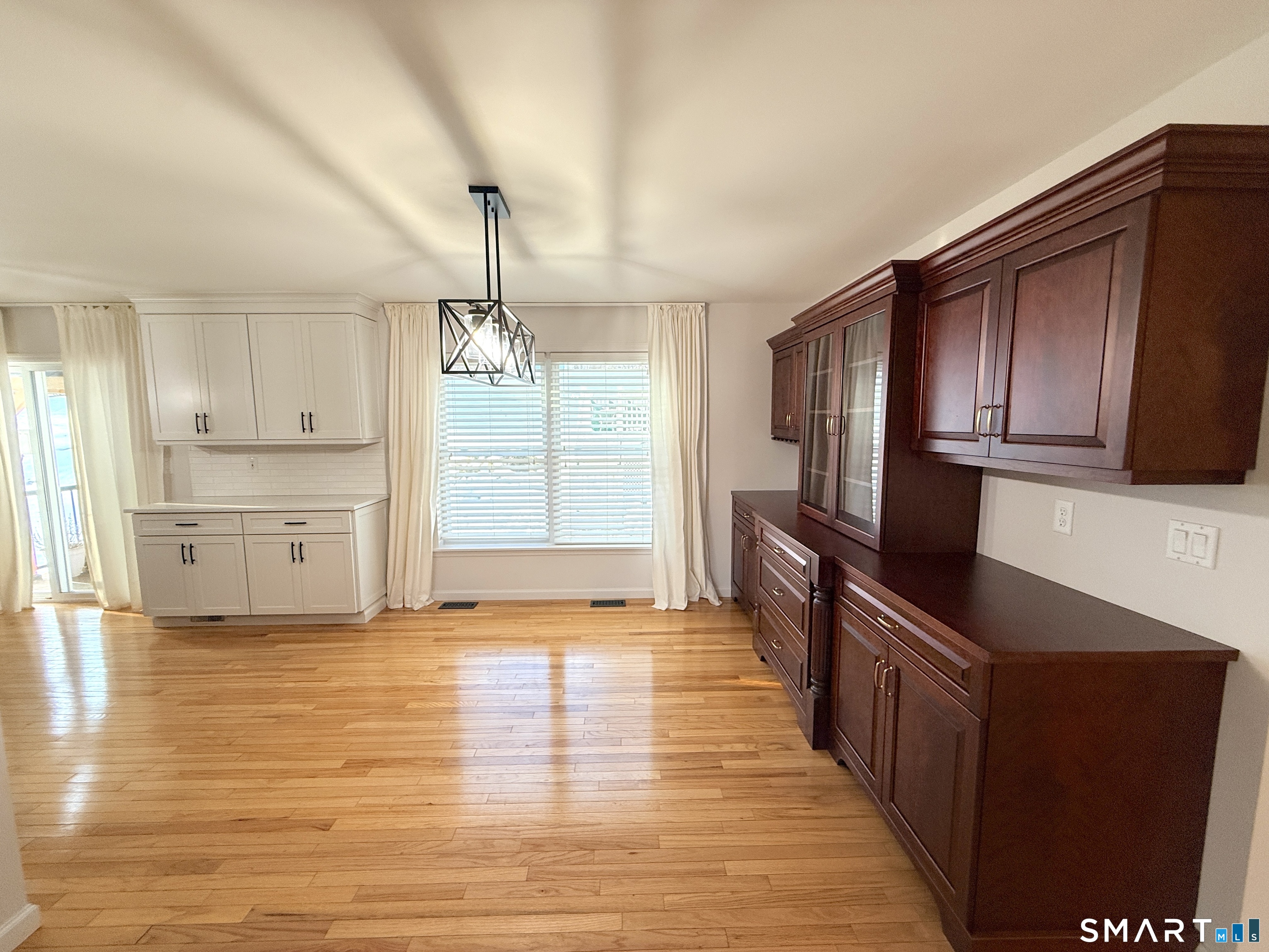 2547 Winsted Road Torrington, CT 06790 - Photo 14 of 40