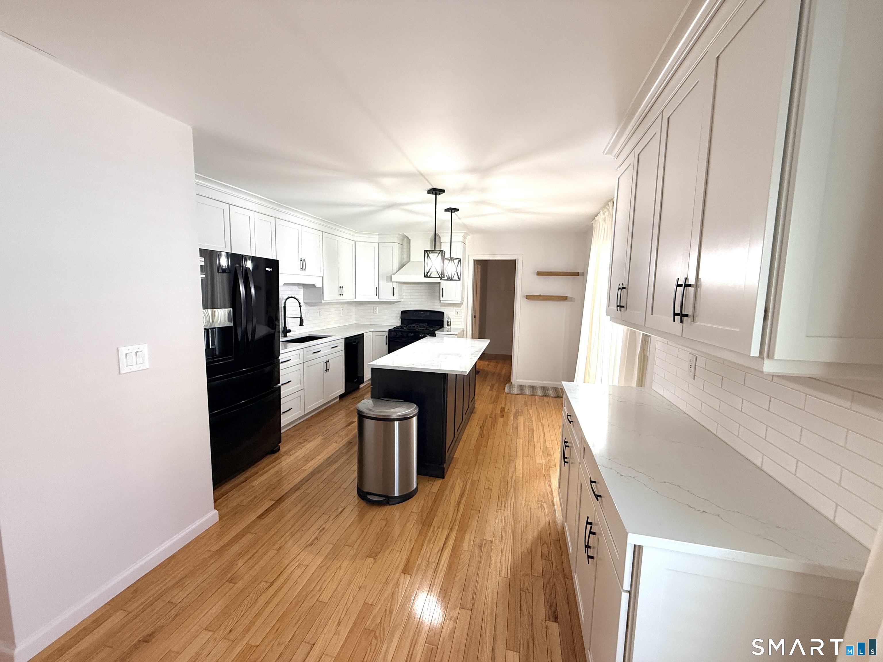 2547 Winsted Road Torrington, CT 06790 - Photo 16 of 40