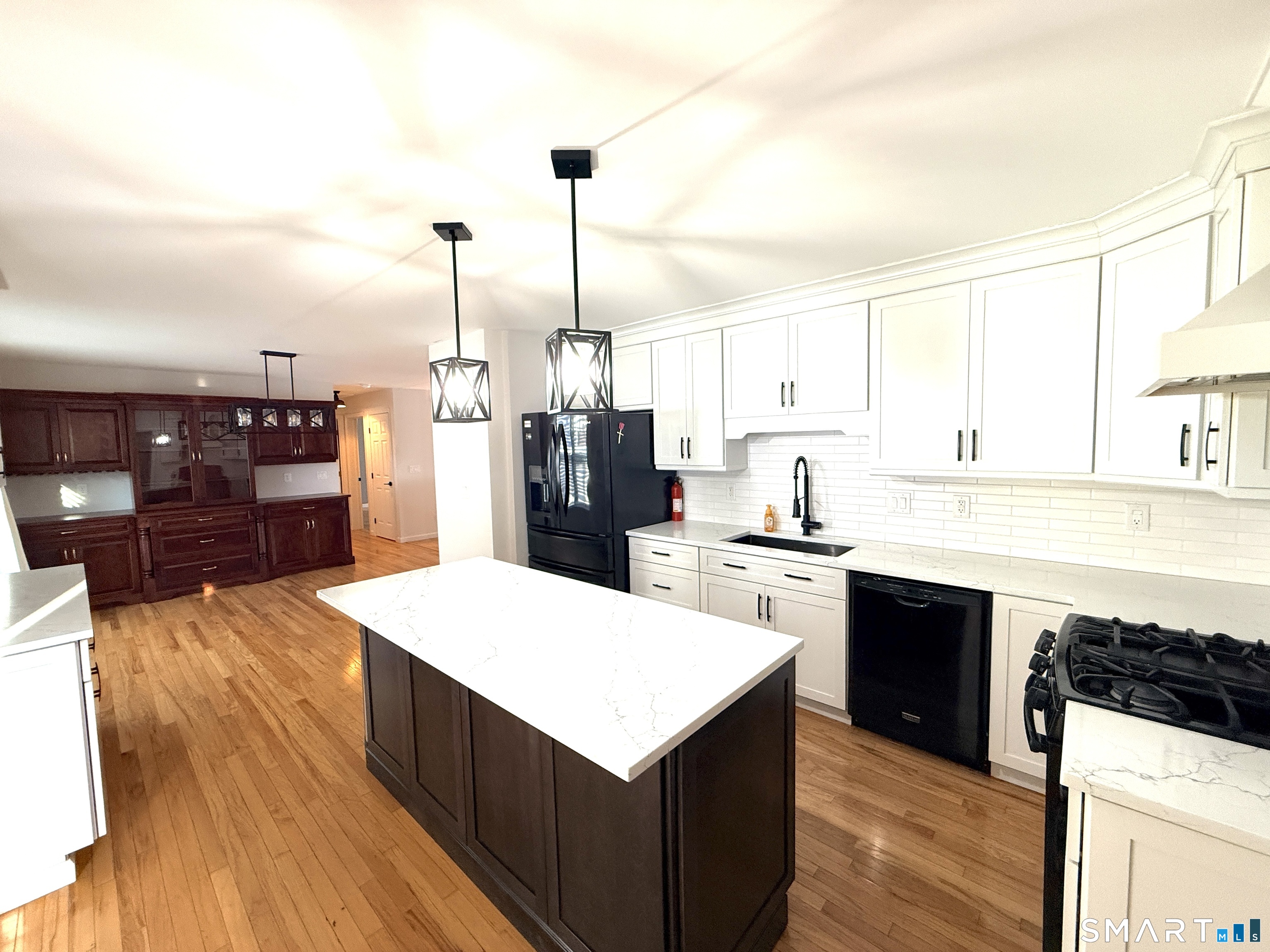 2547 Winsted Road Torrington, CT 06790 - Photo 19 of 40