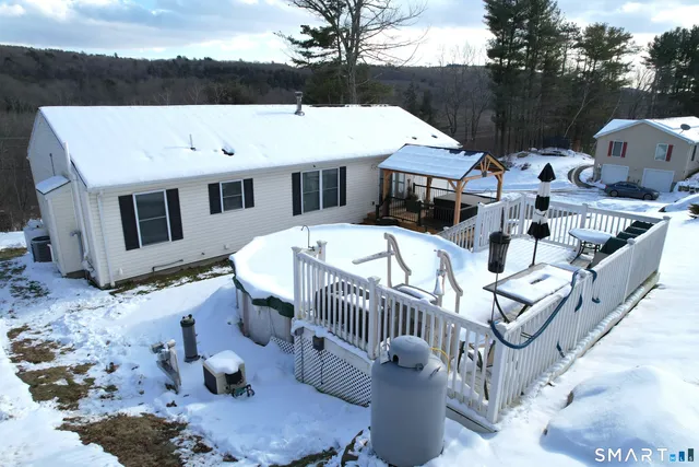 $425,000 | 2547 Winsted Road, Torrington, CT 06790