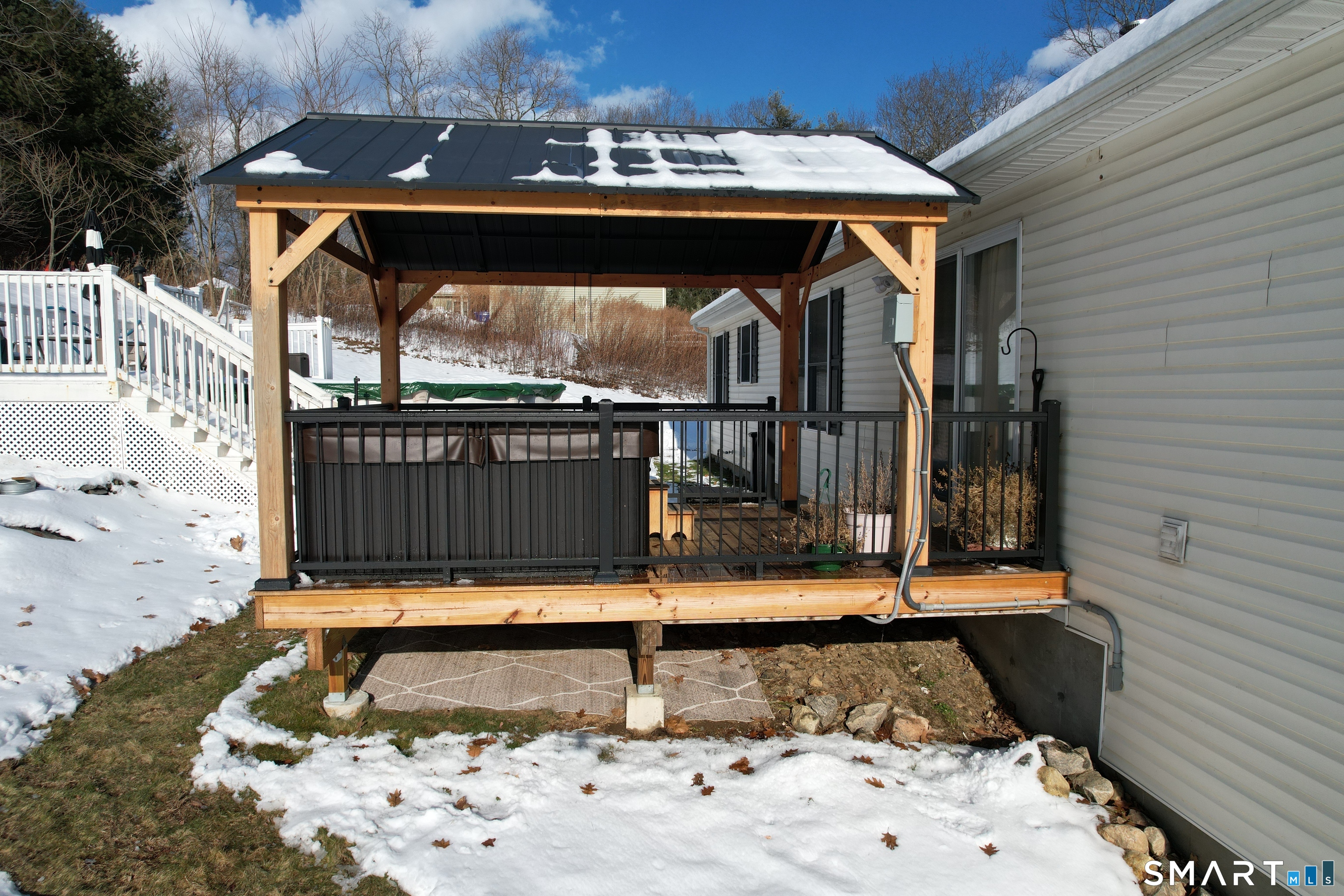 2547 Winsted Road Torrington, CT 06790 - Photo 9 of 40