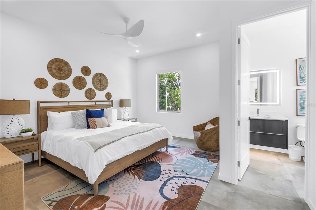 2314 Floyd Street Sarasota, FL 34239 - Photo 39 of 90