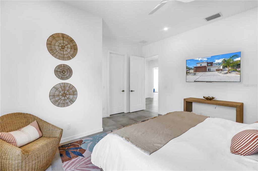 2314 Floyd Street Sarasota, FL 34239 - Photo 40 of 90