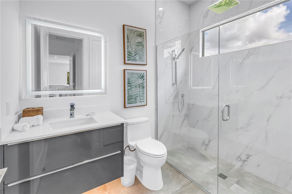 2314 Floyd Street Sarasota, FL 34239 - Photo 41 of 90