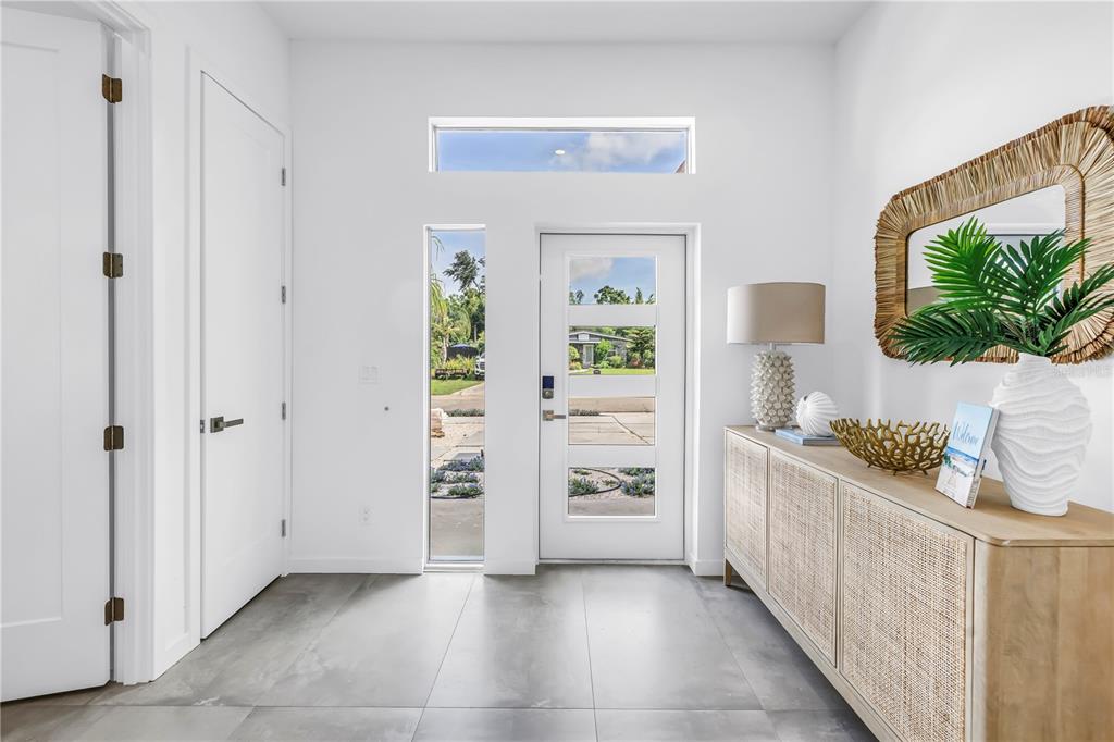 2314 Floyd Street Sarasota, FL 34239 - Photo 5 of 90