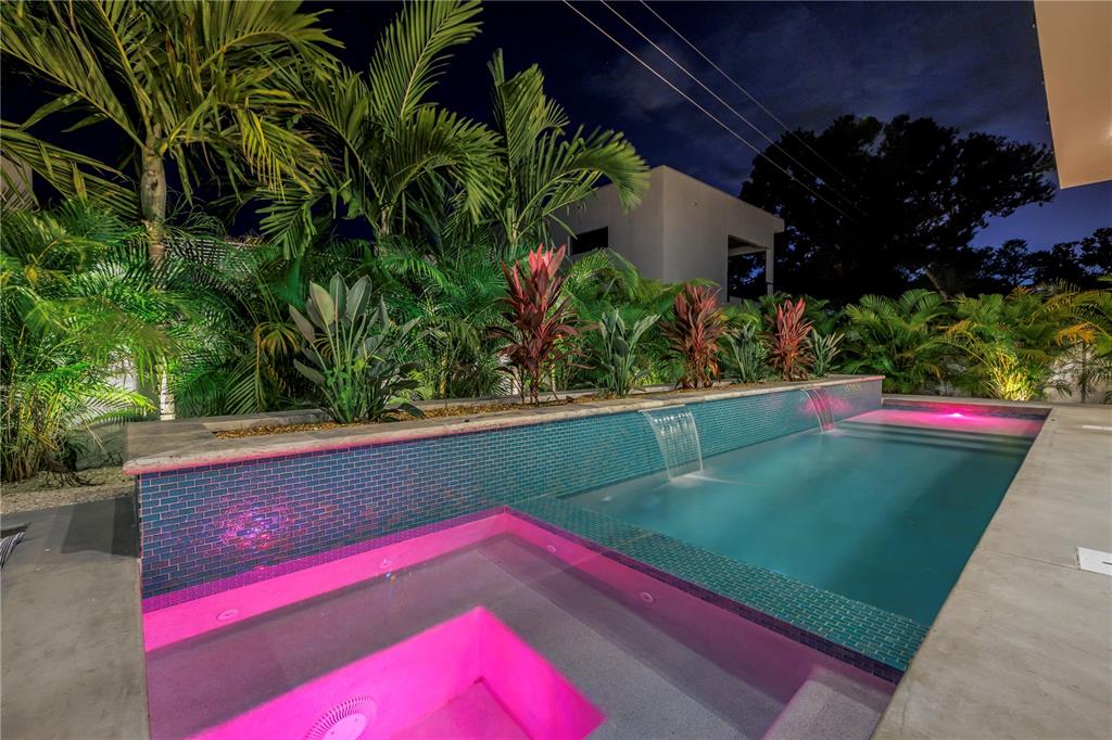 2314 Floyd Street Sarasota, FL 34239 - Photo 78 of 90