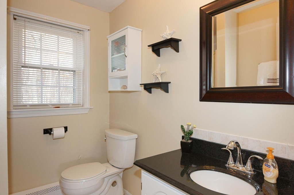 1 Oregon Road Tyngsborough, MA 01879 - Photo 11 of 25