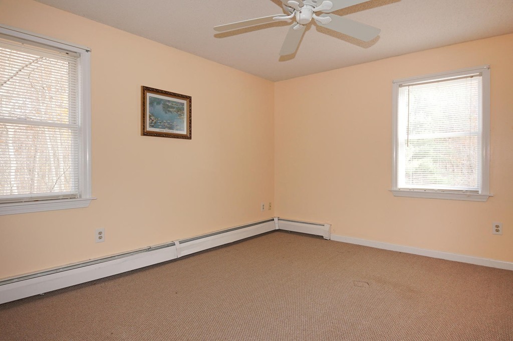 1 Oregon Road Tyngsborough, MA 01879 - Photo 15 of 25