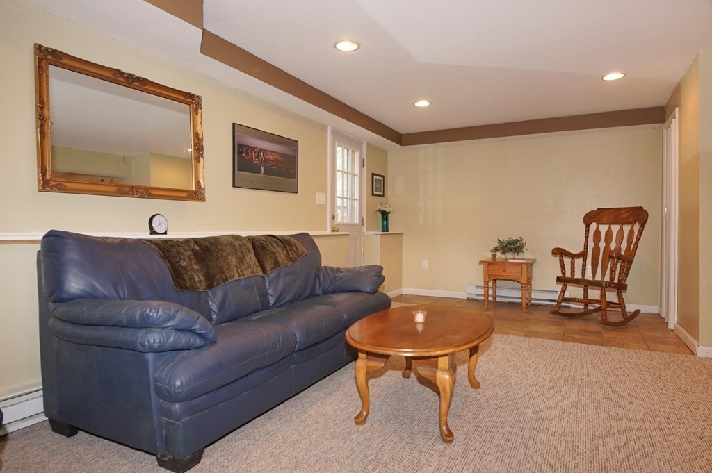 1 Oregon Road Tyngsborough, MA 01879 - Photo 16 of 25