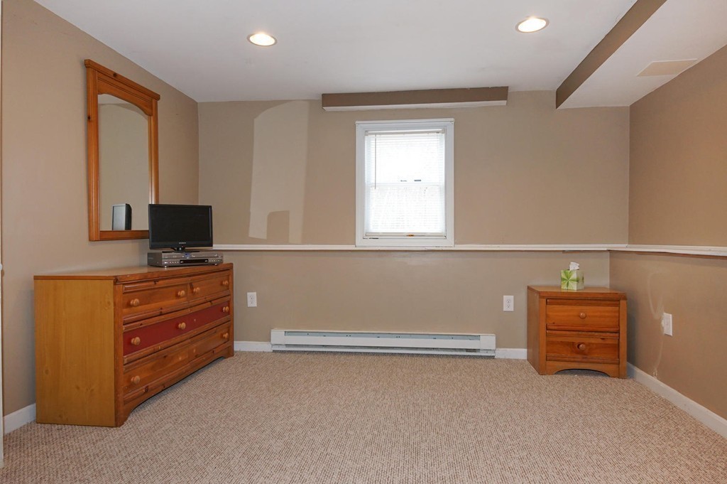 1 Oregon Road Tyngsborough, MA 01879 - Photo 19 of 25