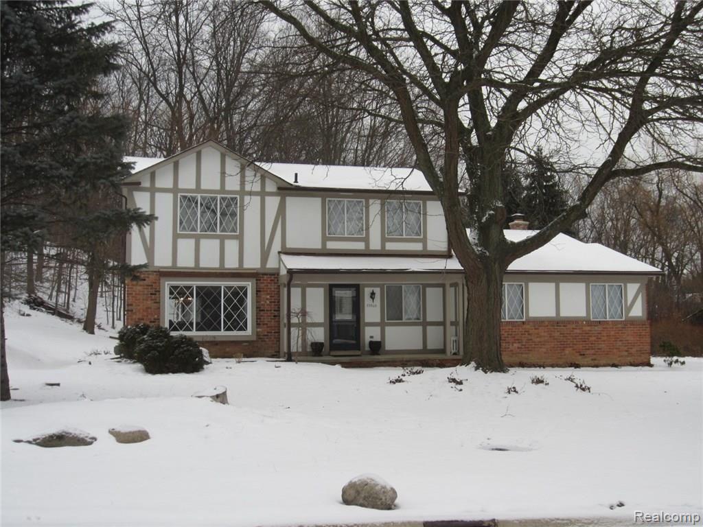35905 Smithfield Road Farmington, MI 48335 - Photo 1 of 20 IMG_3697.JPG