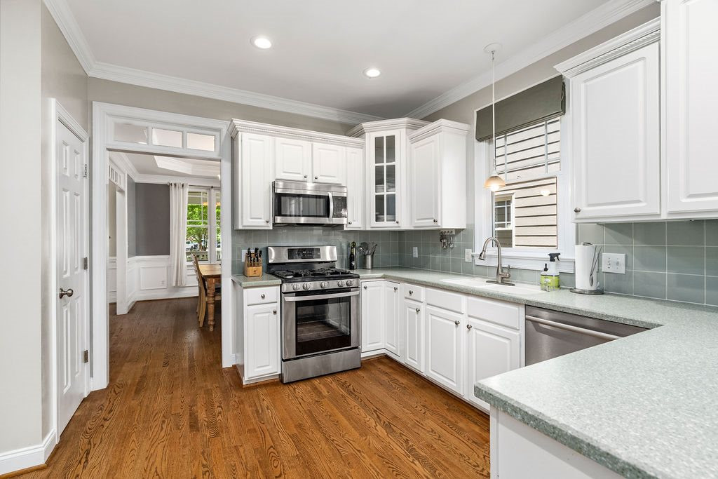 10538 Evergreen Spring Place Raleigh, NC 27614 - Photo 16 of 30 Kitchen