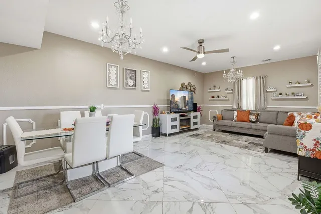 $689,999 | 169 Ridgetop Road, Buda, TX 78610