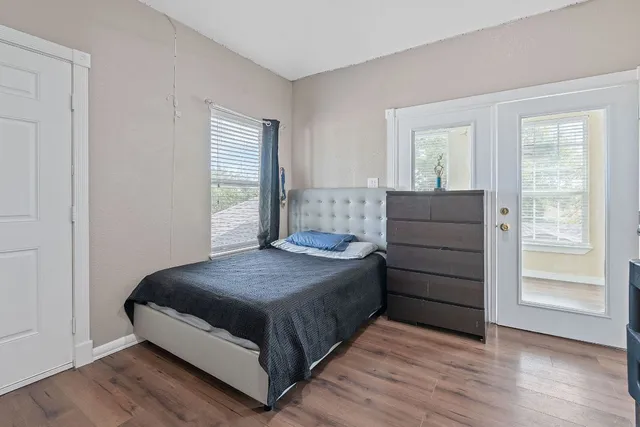 $689,999 | 169 Ridgetop Road, Buda, TX 78610