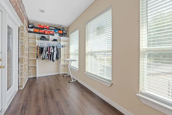 $650,000 | 169 Ridgetop Road, Buda, TX 78610