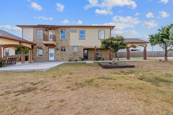 $650,000 | 169 Ridgetop Road, Buda, TX 78610