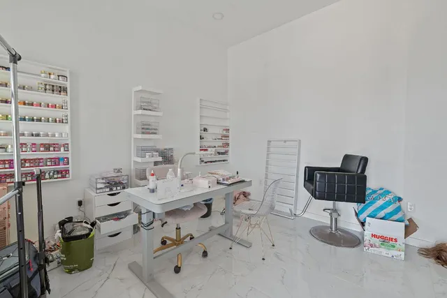 $689,999 | 169 Ridgetop Road, Buda, TX 78610