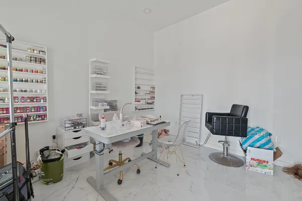 $650,000 | 169 Ridgetop Road, Buda, TX 78610