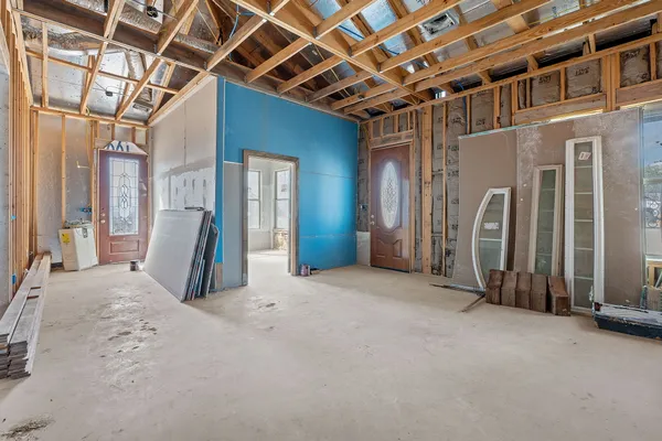 $650,000 | 169 Ridgetop Road, Buda, TX 78610