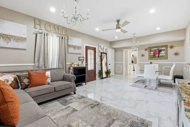 $689,999 | 169 Ridgetop Road, Buda, TX 78610