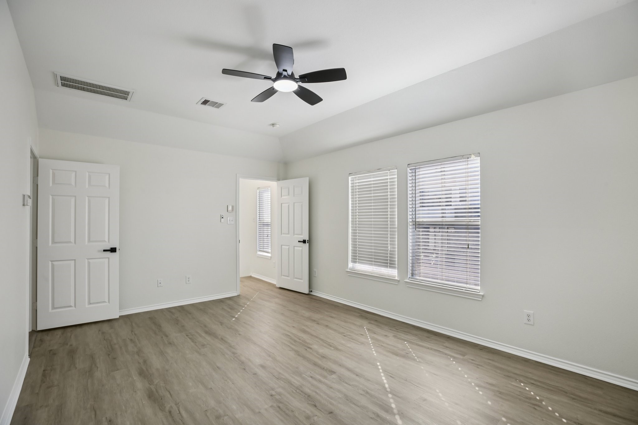 1705 Stuart Street Houston, TX 77004 - Photo 16 of 29