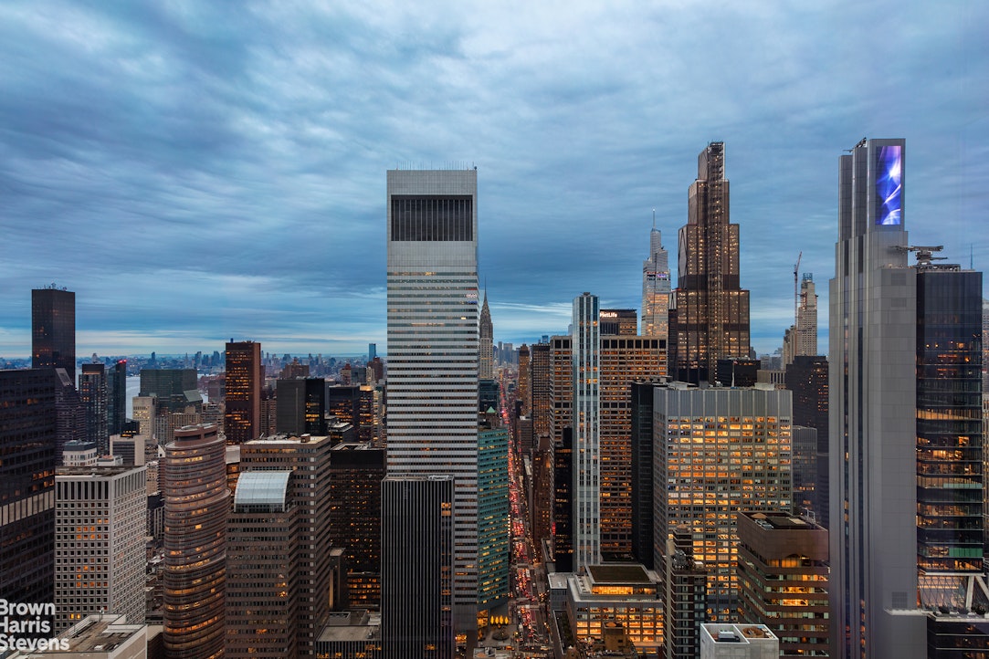 151 East 58th Street, Unit 43E Manhattan, NY 10022 - Photo 15 of 50 a city view