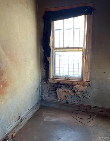 $32,000 | 5760 Acme Avenue, St. Louis, MO 63136