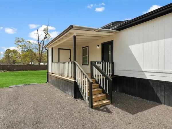 $1,530 | 21502 Ruth Drive, New Caney, TX 77357