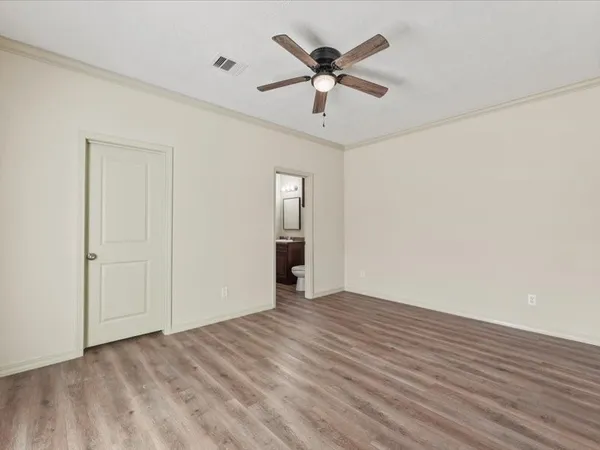 $1,530 | 21502 Ruth Drive, New Caney, TX 77357