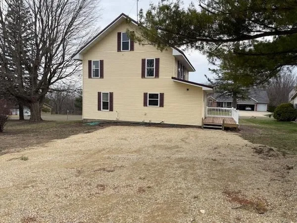 $425,000 | 3030 Mounds View Road, Blue Mounds, WI 53517