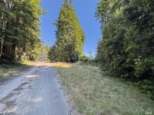 $169,000 | 42180 Deer Trail, The Sea Ranch, CA 95497