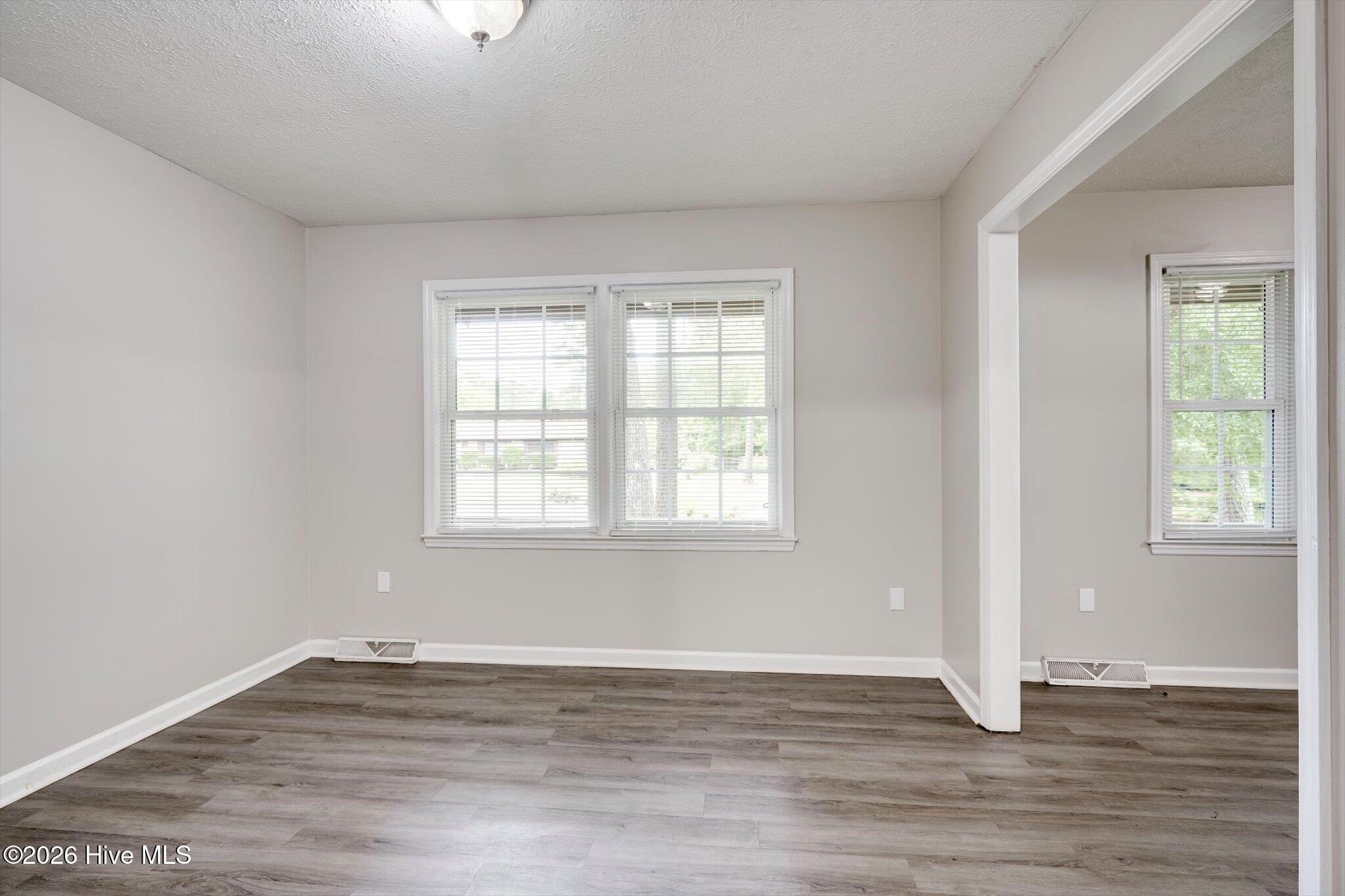 606 Cardinal Drive Aiken, SC 29803 - Photo 12 of 40 11-011-