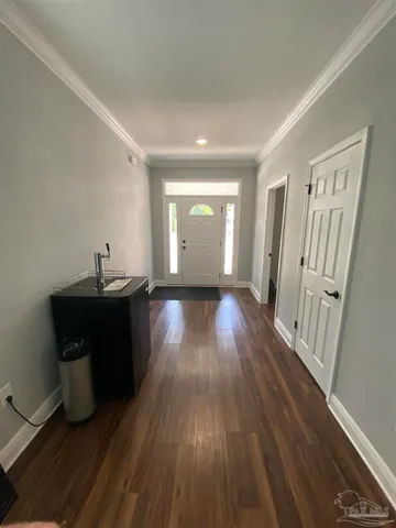 $2,700 | 607 West Belmont Street, Pensacola, FL 32501