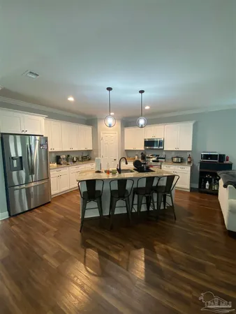 $2,700 | 607 West Belmont Street, Pensacola, FL 32501