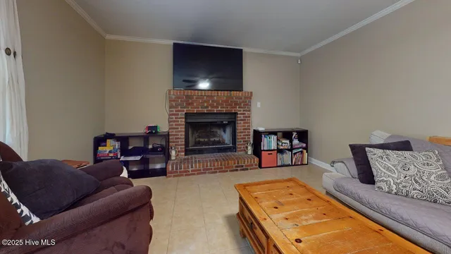 $340,000 | 405 Hampshire Place, Jacksonville, NC 28546