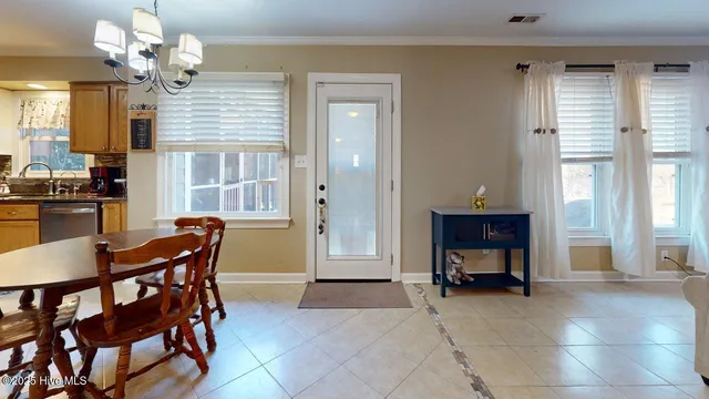 $340,000 | 405 Hampshire Place, Jacksonville, NC 28546